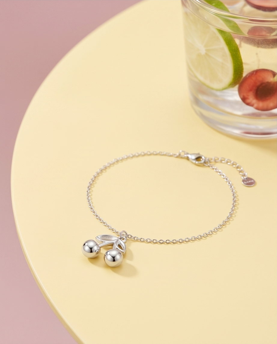 Charm Cereza Plateado