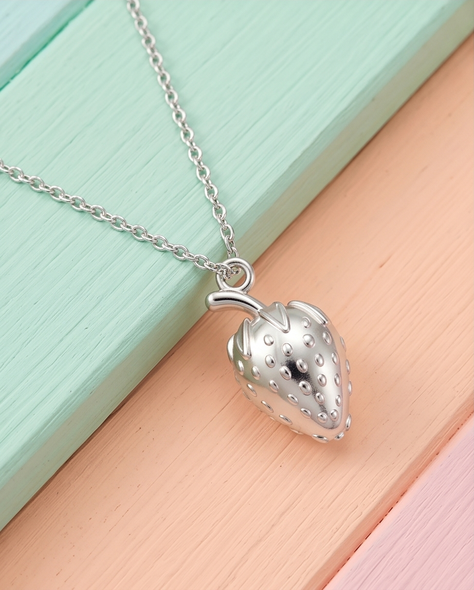 Charm Fresa Plateado