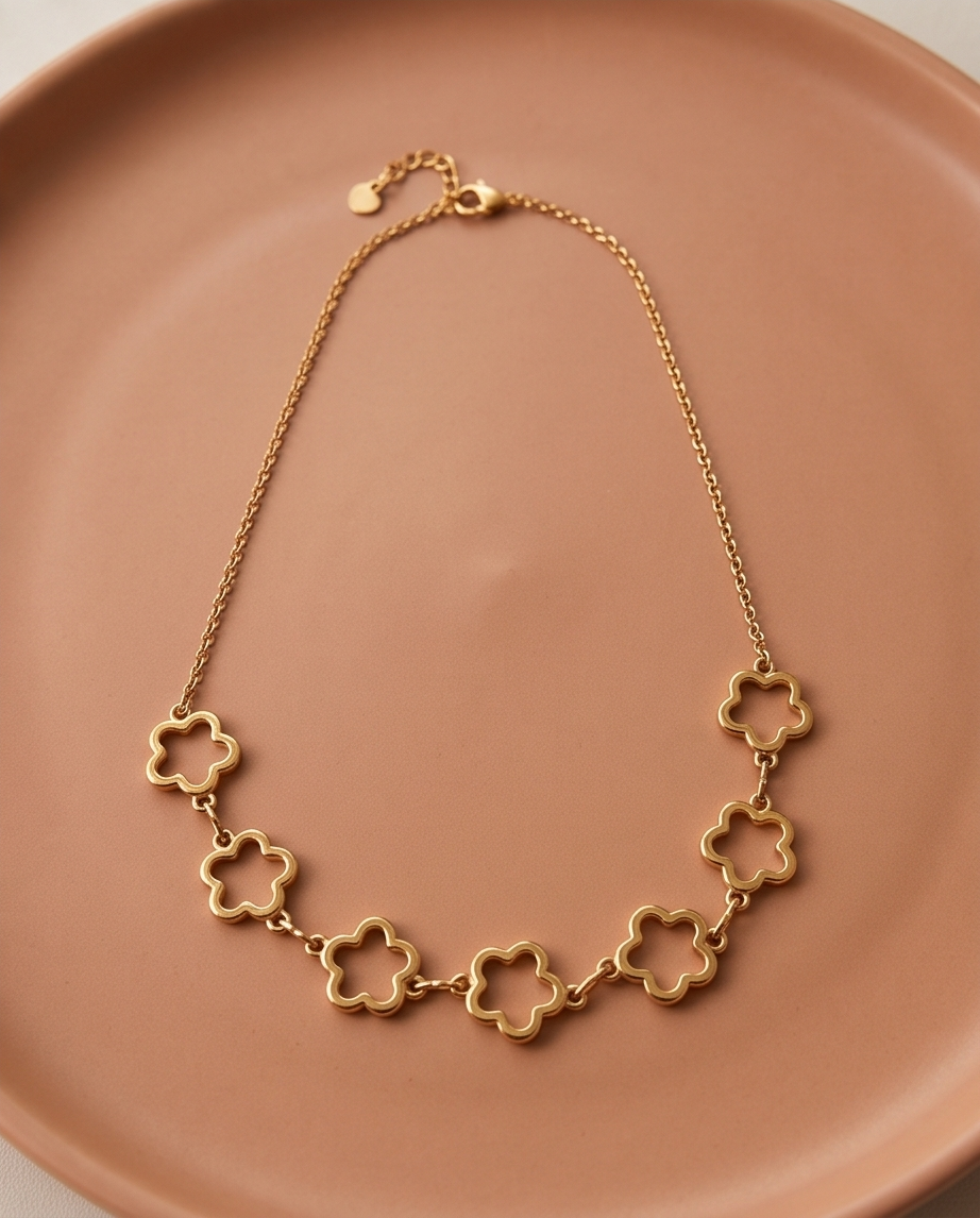 Collar Flores Dorado