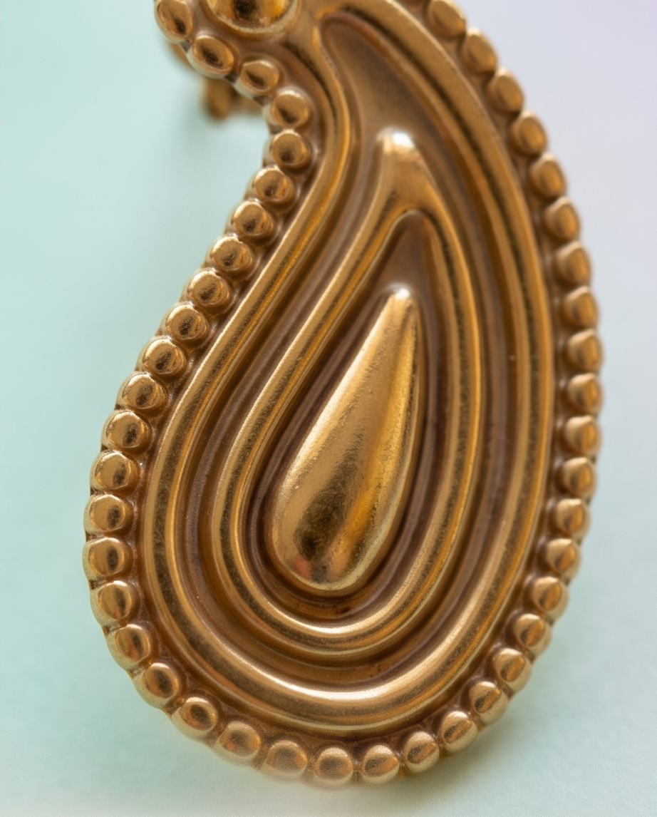 Pendiente Gota Dorado