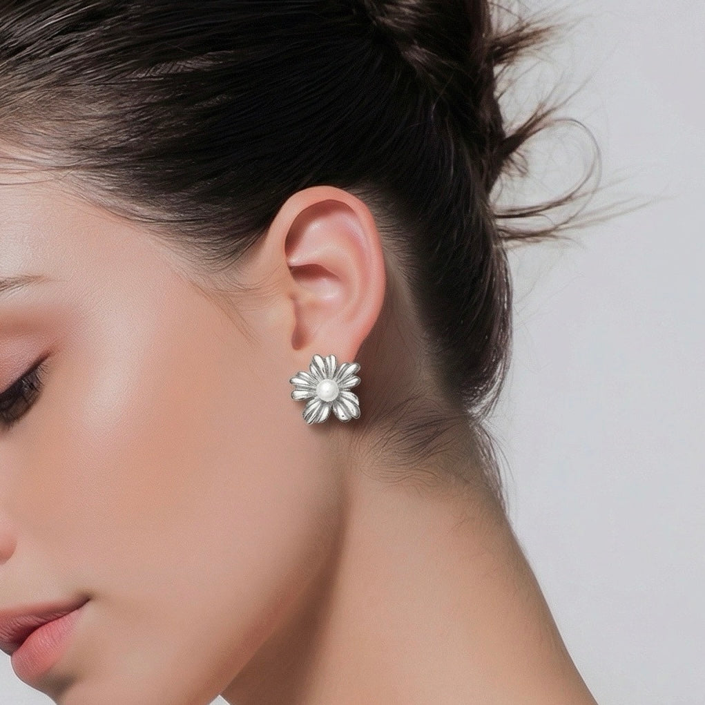 Pendiente Flor Perla Plateado