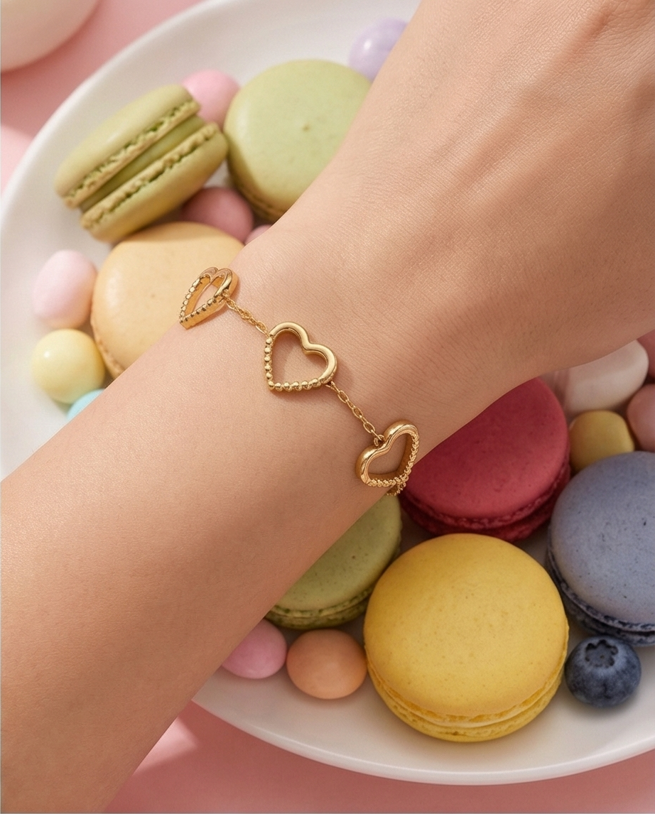 Pulsera Corazones Dorado