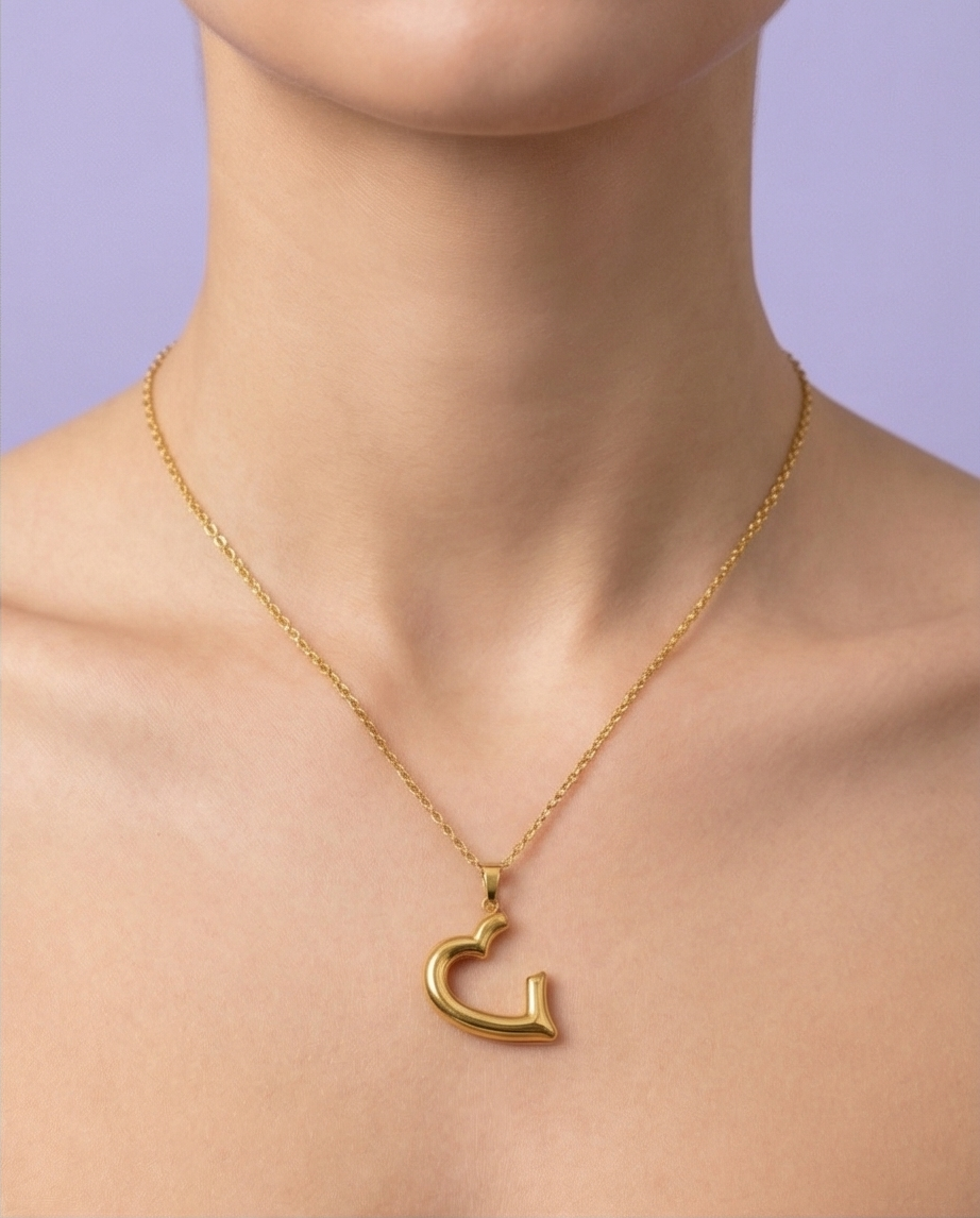 Collar Medio Corazón