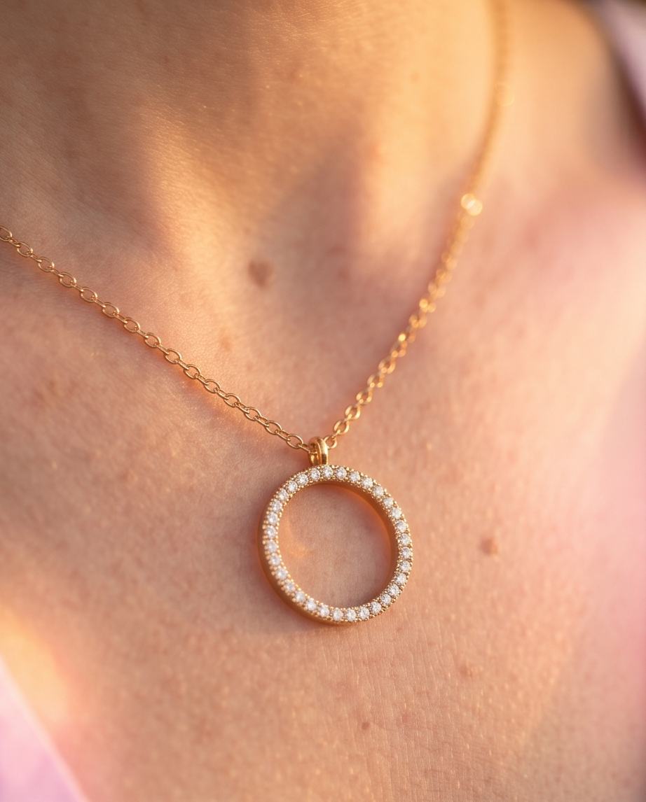 Collar Círculo Brillantes Dorado