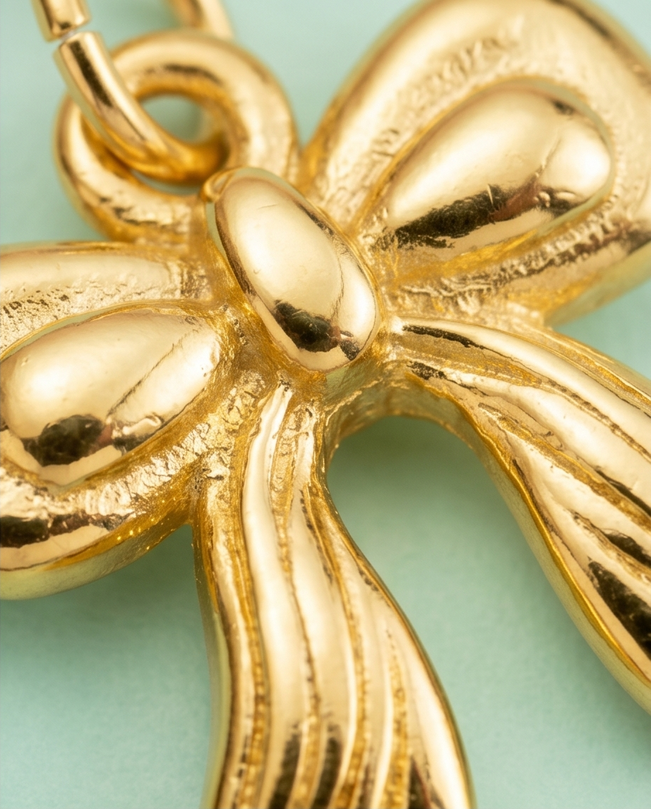 Charm Lazo Dorado